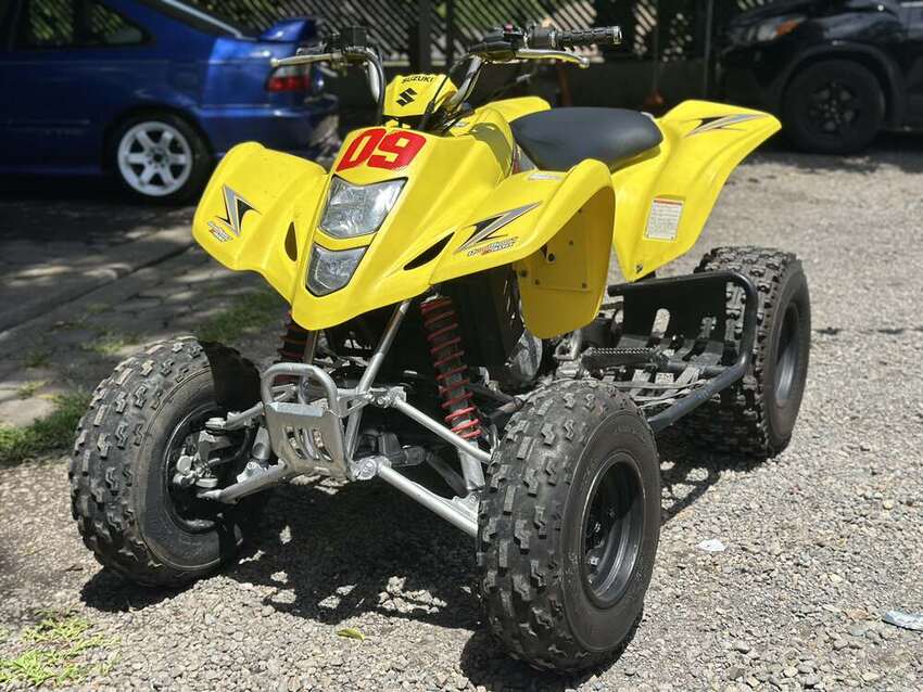 Suzuki QuadSport 2004